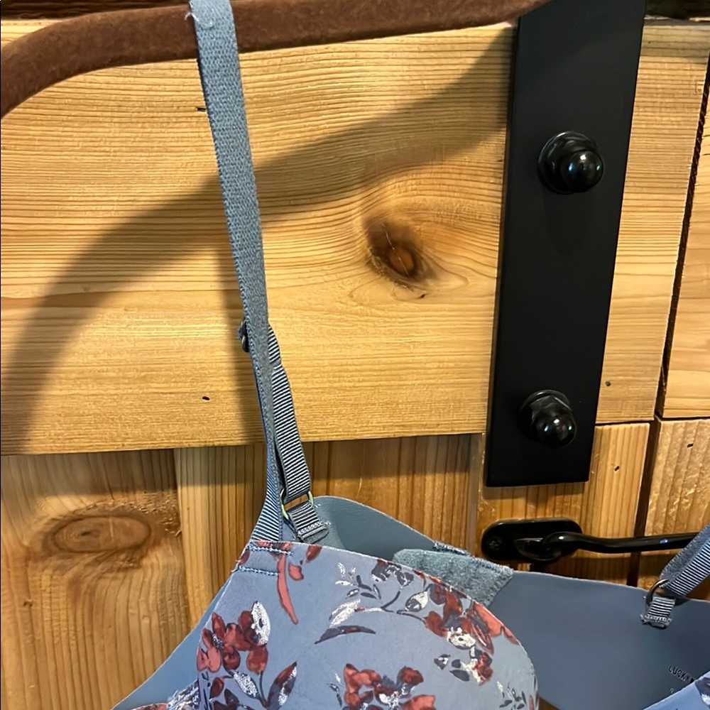 Lucky Brand Dusty Blue Floral Underwire Bra with Maroon Accents - Picture 3 of 11